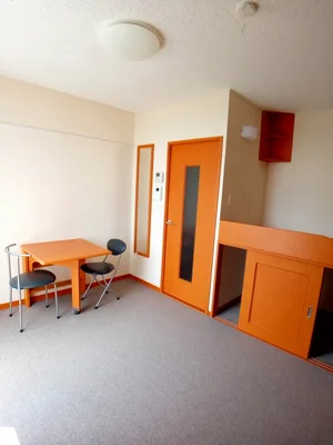 のマンスリーマンション・ウィークリーマンション「レオパレスだるま 302(No.1368288)」メイン画像