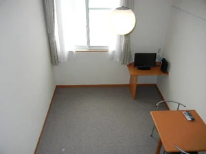 のマンスリーマンション・ウィークリーマンション「レオパレスＥ’ｚ 204(No.1368372)」メイン画像