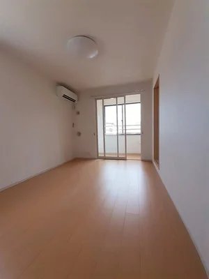 のマンスリーマンション・ウィークリーマンション「グラン　カルフ－ル 201・洋室(No.1368510)」メイン画像