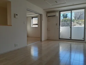 のマンスリーマンション・ウィークリーマンション「クレール青葉台 102・洋室(No.1368600)」メイン画像