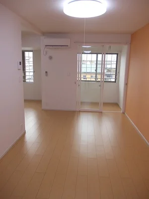 のマンスリーマンション・ウィークリーマンション「ラピィエル 202・洋室(No.1368668)」メイン画像