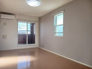 のマンスリーマンション・ウィークリーマンション「メゾン　ＤＵ　ソレイユ 201・洋室(No.1368670)」メイン画像