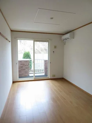 のマンスリーマンション・ウィークリーマンション「ラモ－ドパレ　ヴィエラ 102・洋室(No.1368686)」メイン画像