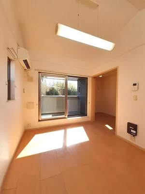 のマンスリーマンション・ウィークリーマンション「シュティル 201・洋室(No.1368688)」メイン画像