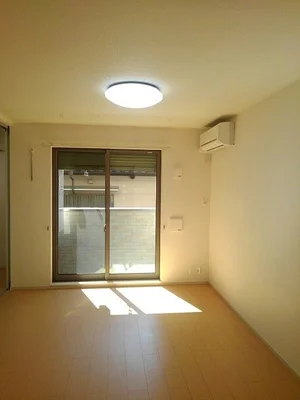 のマンスリーマンション・ウィークリーマンション「Ｍステージ 102・洋室(No.1368737)」メイン画像