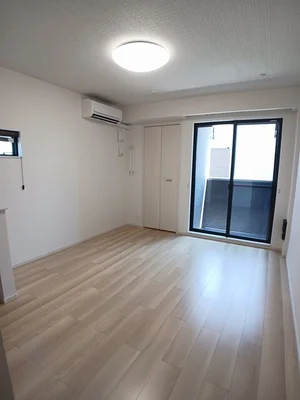 東近江市のマンスリーマンション・ウィークリーマンション「アップフィールド　共栄　Ⅲ 101・洋室(No.1368813)」メイン画像