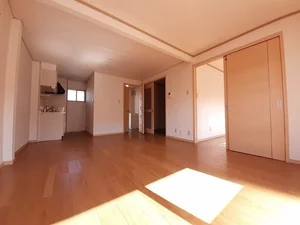 のマンスリーマンション・ウィークリーマンション「エルディム松本 203・洋室(No.1368844)」メイン画像