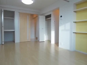 のマンスリーマンション・ウィークリーマンション「フィレール　デュ　トラジャⅢ 104・洋室(No.1368864)」メイン画像