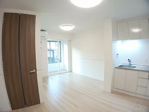 のマンスリーマンション・ウィークリーマンション「アビタシオン　キャトル 101・洋室(No.1368893)」メイン画像