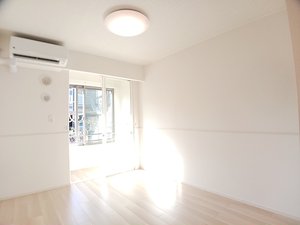 奈良県のマンスリーマンション・ウィークリーマンション「アビタシオン　キャトル 101・洋室(No.1368893)」メイン画像