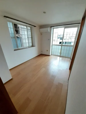 高知県のマンスリーマンション・ウィークリーマンション「ラフィネ　駅南 102・洋室(No.1368960)」メイン画像