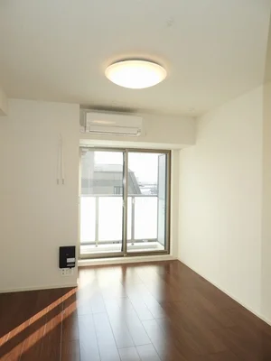 のマンスリーマンション・ウィークリーマンション「プラーサート　南観音 701・洋室(No.1368977)」メイン画像