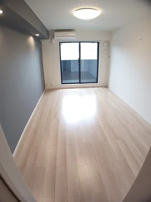 のマンスリーマンション・ウィークリーマンション「Ｂｏｓｃａｔｏ　Ｑ． 203・洋室(No.1369010)」メイン画像