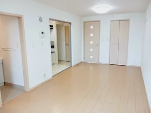 のマンスリーマンション・ウィークリーマンション「オネスティーユー　セレノ 105・洋室(No.1369138)」メイン画像