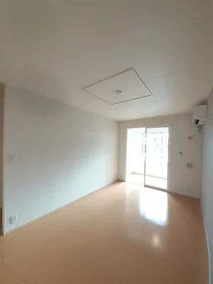 のマンスリーマンション・ウィークリーマンション「モンリーブル　Ⅲ 102・洋室(No.1369215)」メイン画像