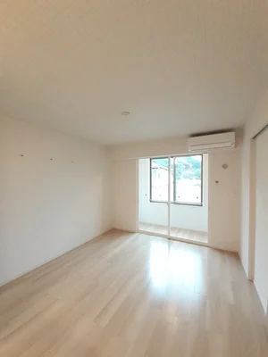 鳥取県のマンスリーマンション・ウィークリーマンション「グランシャリオ　プラス 103・洋室(No.1369234)」メイン画像