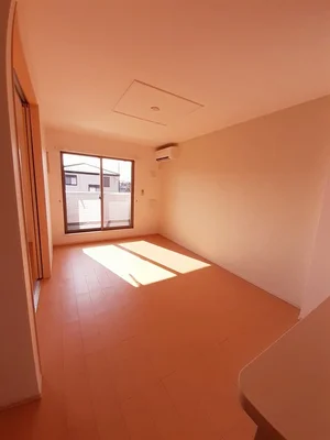 のマンスリーマンション・ウィークリーマンション「Ｄａｉｓｙ’ｓＲｏｓｅｔｔｅⅠ 203・洋室(No.1369313)」メイン画像