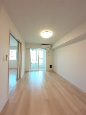 のマンスリーマンション・ウィークリーマンション「カタカムナ 102・洋室(No.1369326)」メイン画像