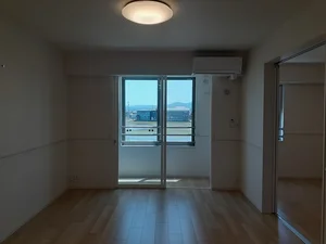 のマンスリーマンション・ウィークリーマンション「ユートピア・ホーム 205・洋室(No.1369350)」メイン画像