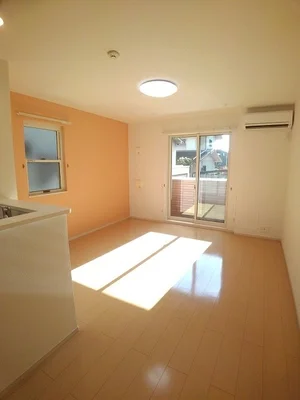 のマンスリーマンション・ウィークリーマンション「カプリ 101・洋室(No.1369401)」メイン画像