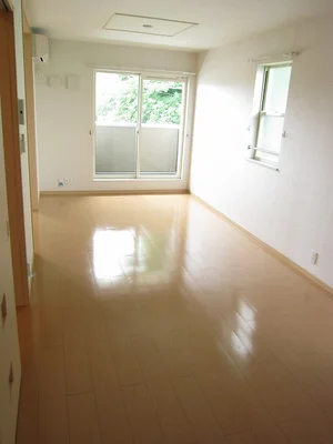 のマンスリーマンション・ウィークリーマンション「メゾン　プラム 201・洋室(No.1369418)」メイン画像