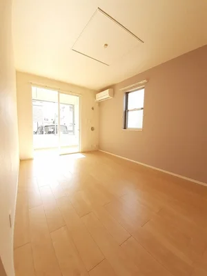 のマンスリーマンション・ウィークリーマンション「アン・ドゥ・トロワ　Ⅰｅｒ 103・洋室(No.1369457)」メイン画像