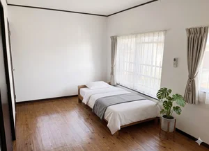 のマンスリーマンション・ウィークリーマンション「🌈賃料半額🌈高速播但連絡道路『花田IC』車９分🚗法人様大歓迎🎉近隣スーパー・コンビニと便利な広々１LDK【M089】 1-2(No.1369539)」メイン画像