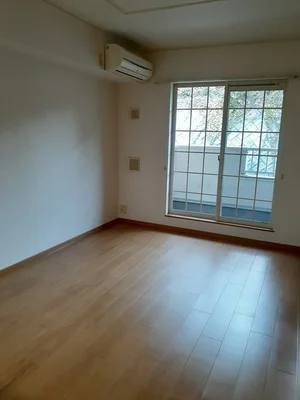 のマンスリーマンション・ウィークリーマンション「サンライツ伊賀 203・洋室(No.1369648)」メイン画像