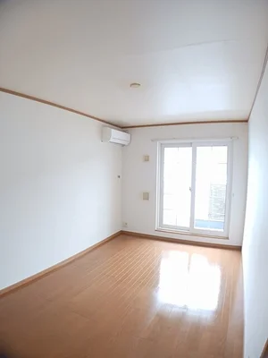 のマンスリーマンション・ウィークリーマンション「ブレ・リヴェ－ルアンジュ 202・洋室(No.1369662)」メイン画像