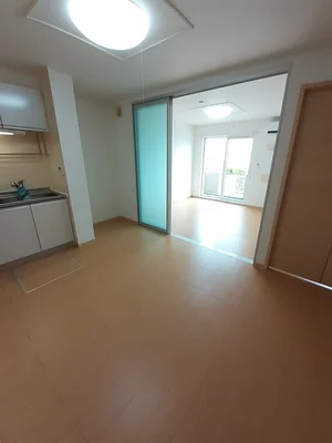 のマンスリーマンション・ウィークリーマンション「サンセット　ヒルズⅠ 102・洋室(No.1369867)」メイン画像