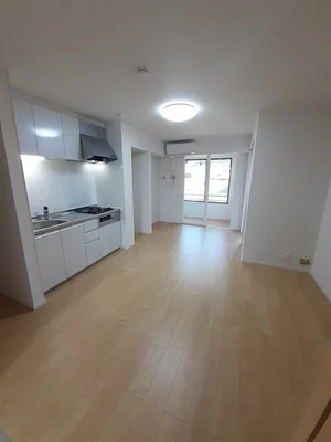 のマンスリーマンション・ウィークリーマンション「ブルー　ローズ 101・洋室(No.1369880)」メイン画像