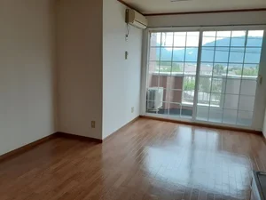 埴科郡坂城町のマンスリーマンション・ウィークリーマンション「ベルグランデＭ　Ｂ 203・洋室(No.1370226)」メイン画像