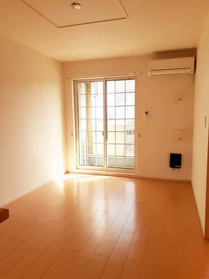 のマンスリーマンション・ウィークリーマンション「イリーデ・カーサ 102・洋室(No.1370269)」メイン画像