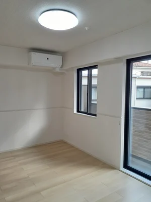 のマンスリーマンション・ウィークリーマンション「エレンシア 102・洋室(No.1370286)」メイン画像