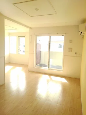 のマンスリーマンション・ウィークリーマンション「サンリーベＷ 201・洋室(No.1370336)」メイン画像