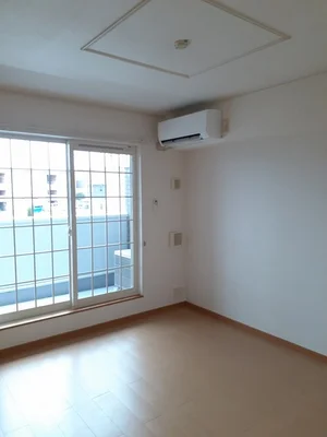 のマンスリーマンション・ウィークリーマンション「メゾン・オーブ　Ｂ棟 203・洋室(No.1370345)」メイン画像