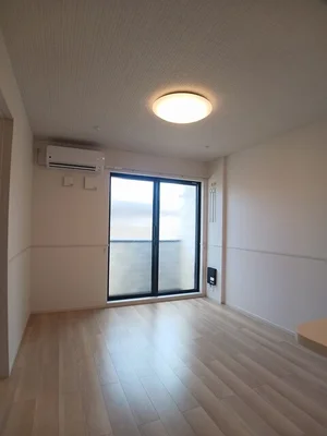 四條畷学園短期大学北条学舎周辺のマンスリーマンション・ウィークリーマンション「サニーハイツ　タカ 103・洋室(No.1370430)」メイン画像