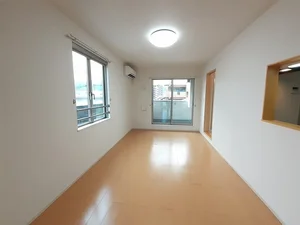 のマンスリーマンション・ウィークリーマンション「メゾン　ド　エスポワールフォレ 301・洋室(No.1370528)」メイン画像