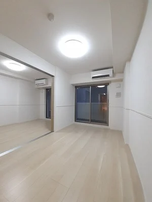 のマンスリーマンション・ウィークリーマンション「パークサイド十番山　経堂 103・洋室(No.1370568)」メイン画像