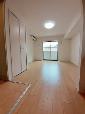 のマンスリーマンション・ウィークリーマンション「ヴィオーラ　Ａ 102・洋室(No.1370624)」メイン画像