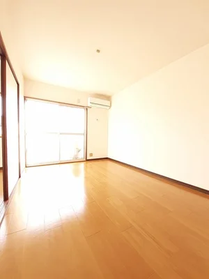 福山市東手城町（広島県）のマンスリーマンション・ウィークリーマンション「シティハイツ朝日 202・洋室(No.1370698)」メイン画像