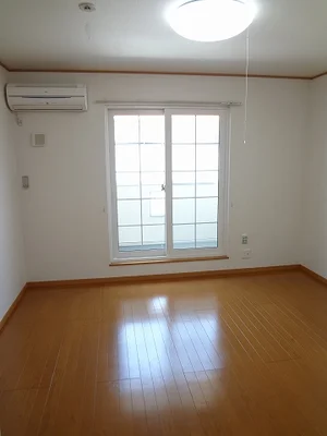 徳島県のマンスリーマンション・ウィークリーマンション「トレスアールヴォレ　Ｂ 205・洋室(No.1370741)」メイン画像