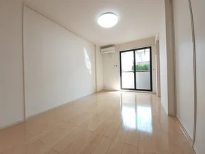 のマンスリーマンション・ウィークリーマンション「プルメリア 101・洋室(No.1370749)」メイン画像