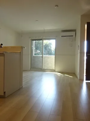 のマンスリーマンション・ウィークリーマンション「サンストーンⅢ 103・洋室(No.1370775)」メイン画像