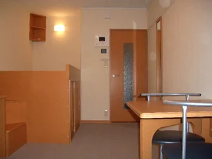 のマンスリーマンション・ウィークリーマンション「レオパレスアールユー 203(No.1370853)」メイン画像