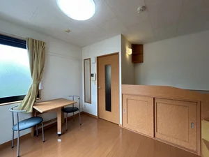 のマンスリーマンション・ウィークリーマンション「レオパレスラインホルト立石 101(No.1370963)」メイン画像