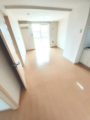 のマンスリーマンション・ウィークリーマンション「エルデムＺＥＮ　Ａ 203・洋室(No.1371007)」メイン画像