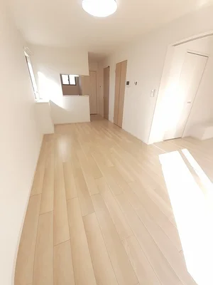 のマンスリーマンション・ウィークリーマンション「レジデンス北岩田　Ⅱ 201・洋室(No.1371107)」メイン画像