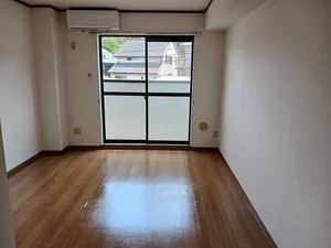 のマンスリーマンション・ウィークリーマンション「シャローゼ２ 105・洋室(No.1371141)」メイン画像