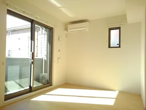 のマンスリーマンション・ウィークリーマンション「シャンブル（ｃｈａｍｂｒｅ） 102・洋室(No.1371154)」メイン画像